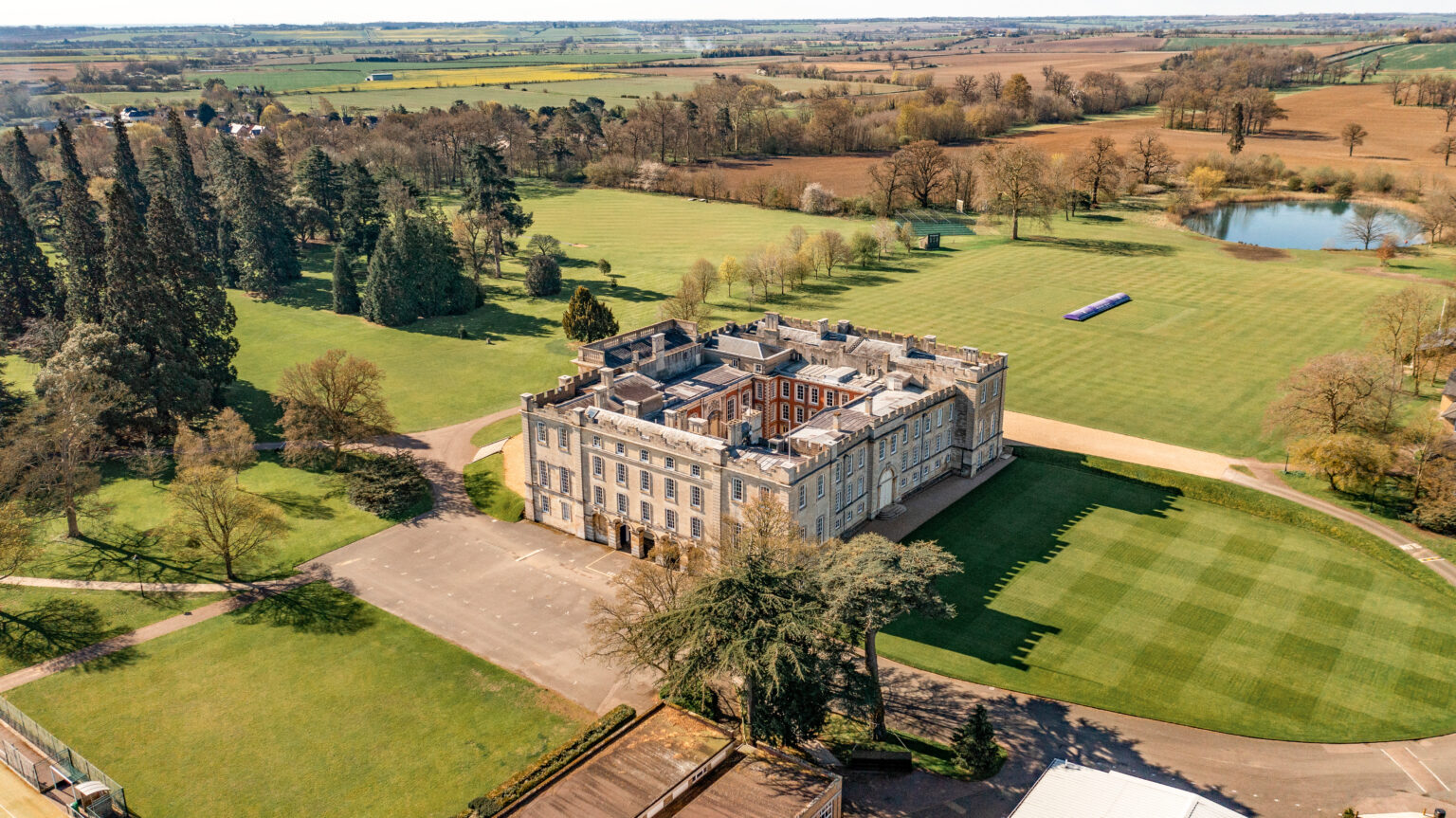 visiting-kimbolton-castle-kimbolton-castle
